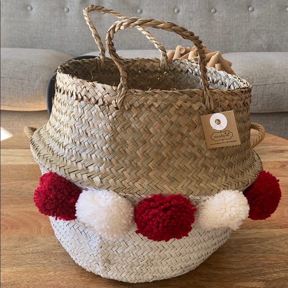 Mud Pie Pompom Holidays Collapsible Basket - Picture 4 of 16